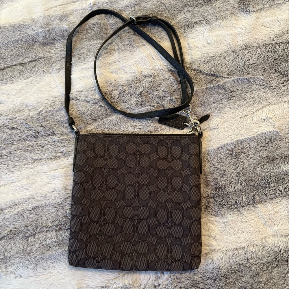 Coach Crossbody Bag with Skinny ID Wallet - 2 piece set - Picture 3 of 10